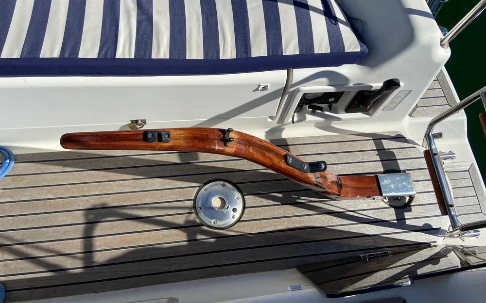 slider 8 Moa Technica RO 900