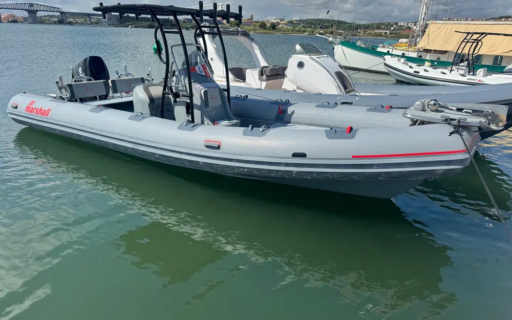 slider 1 Marshall M6 Touring