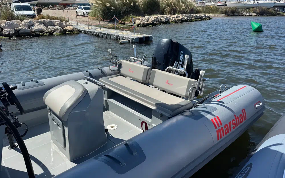 slider 6 Marshall M6 Touring