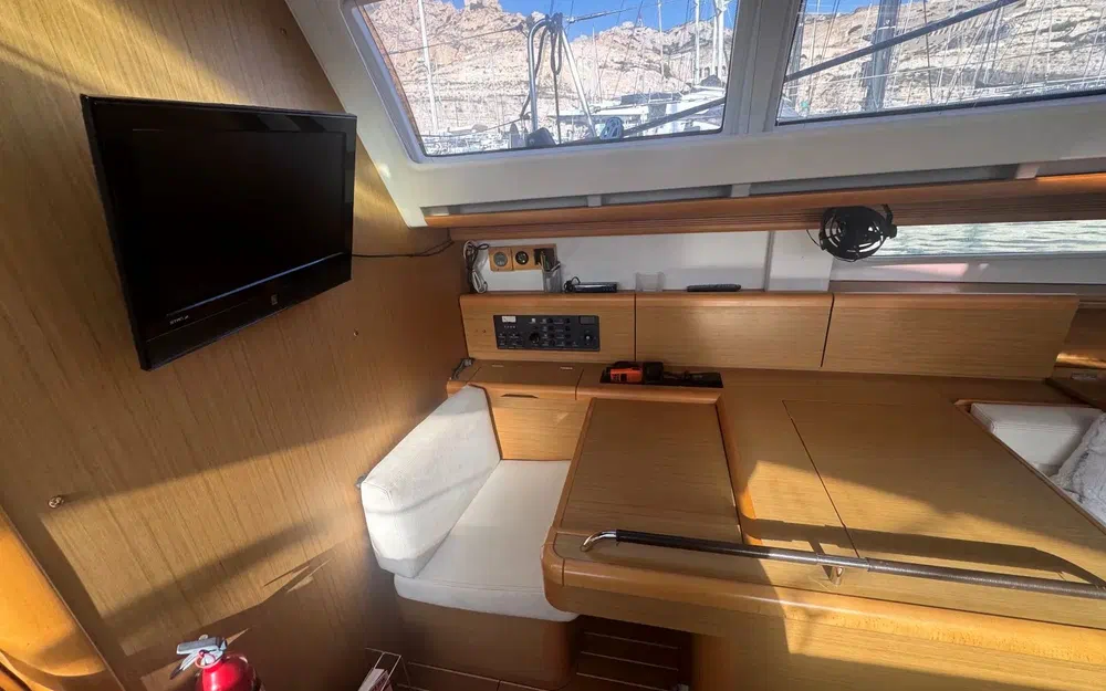 slider 23 Jeanneau Sun Odyssey 50 DS