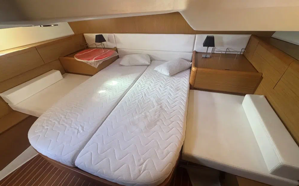 slider 24 Jeanneau Sun Odyssey 50 DS