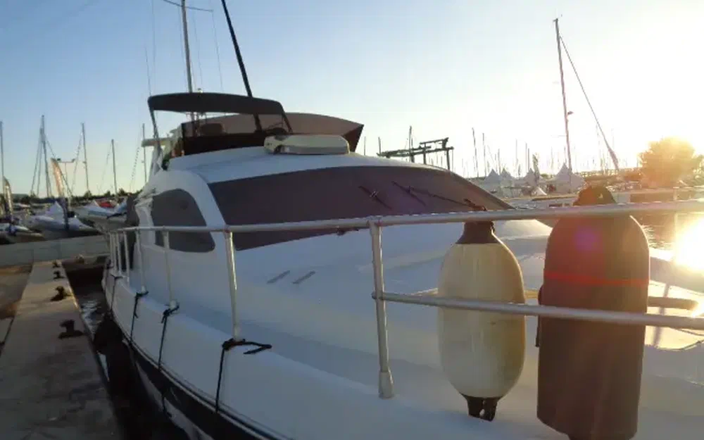 slider 9 Mochi 43 Fly