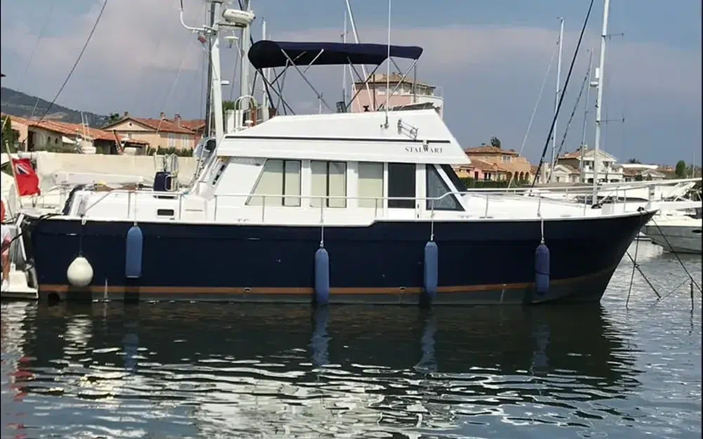 slider 2 Mainship 460 Trawler
