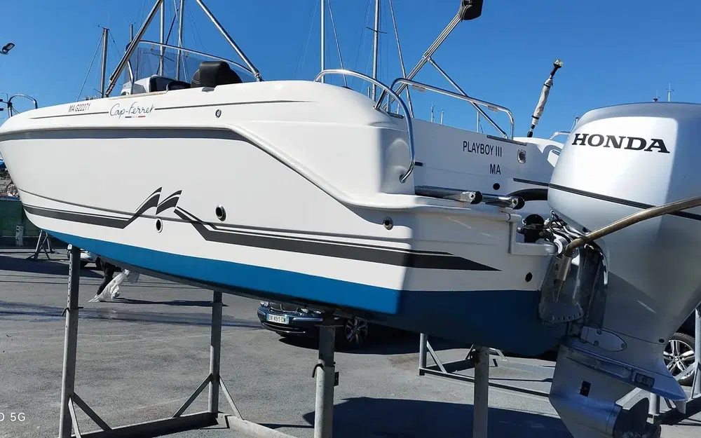 slider 9 B2 Marine Cap Ferret 652