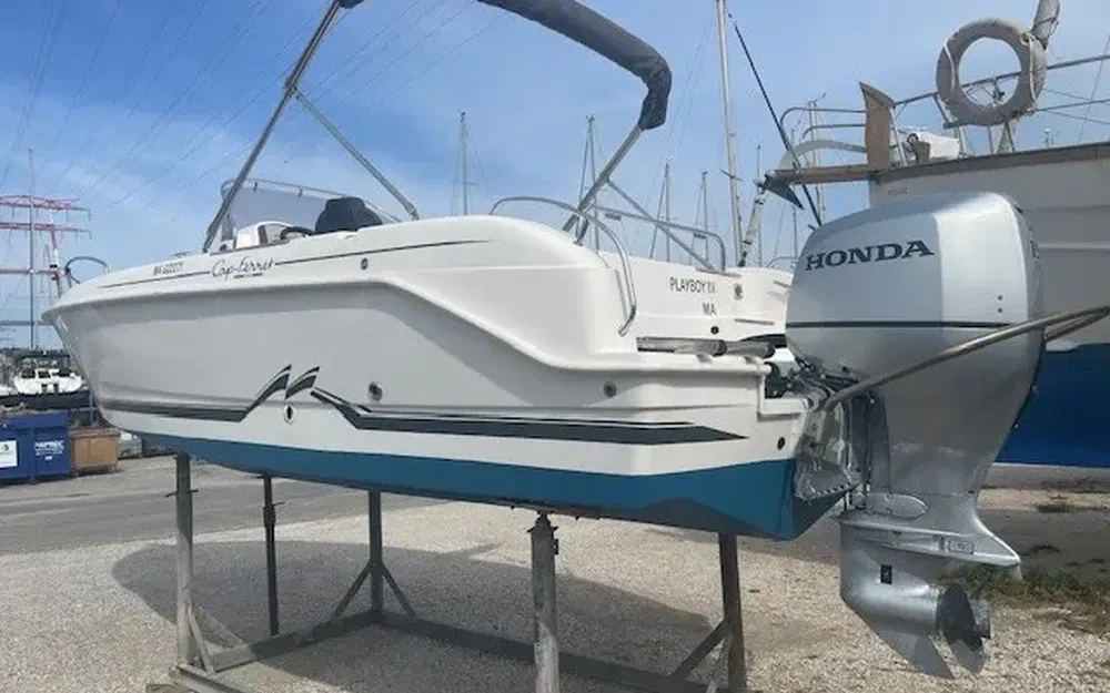 slider 7 B2 Marine Cap Ferret 652