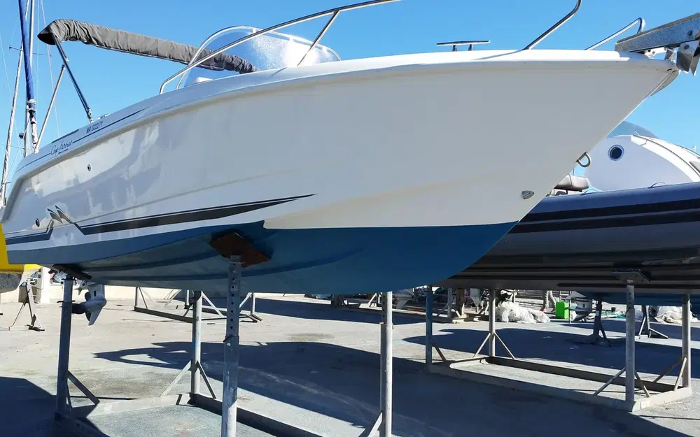 slider 8 B2 Marine Cap Ferret 652