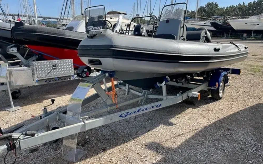 slider 4 Adventure Vesta 550