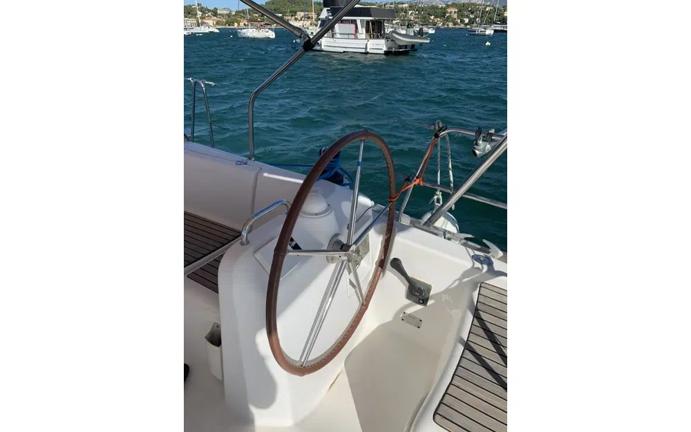 slider 10 Beneteau Cyclades 39.3