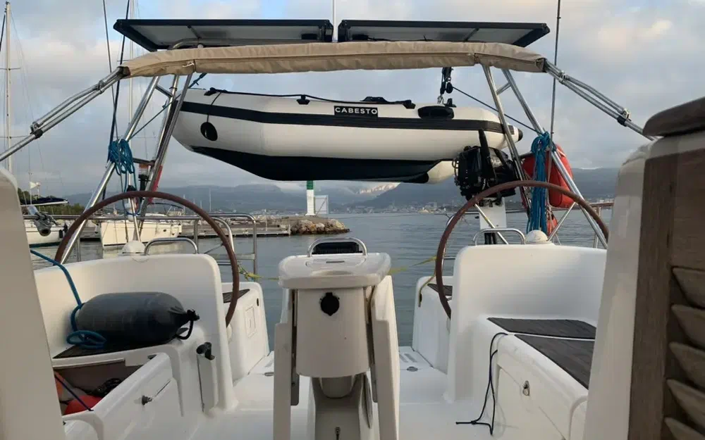 slider 13 Beneteau Cyclades 39.3