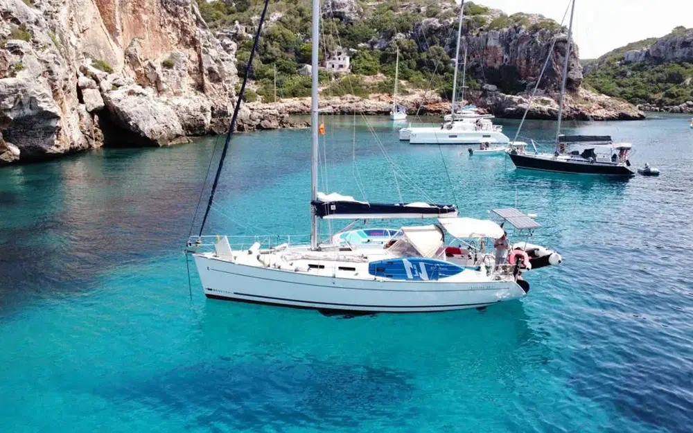 slider 1 Beneteau Cyclades 39.3