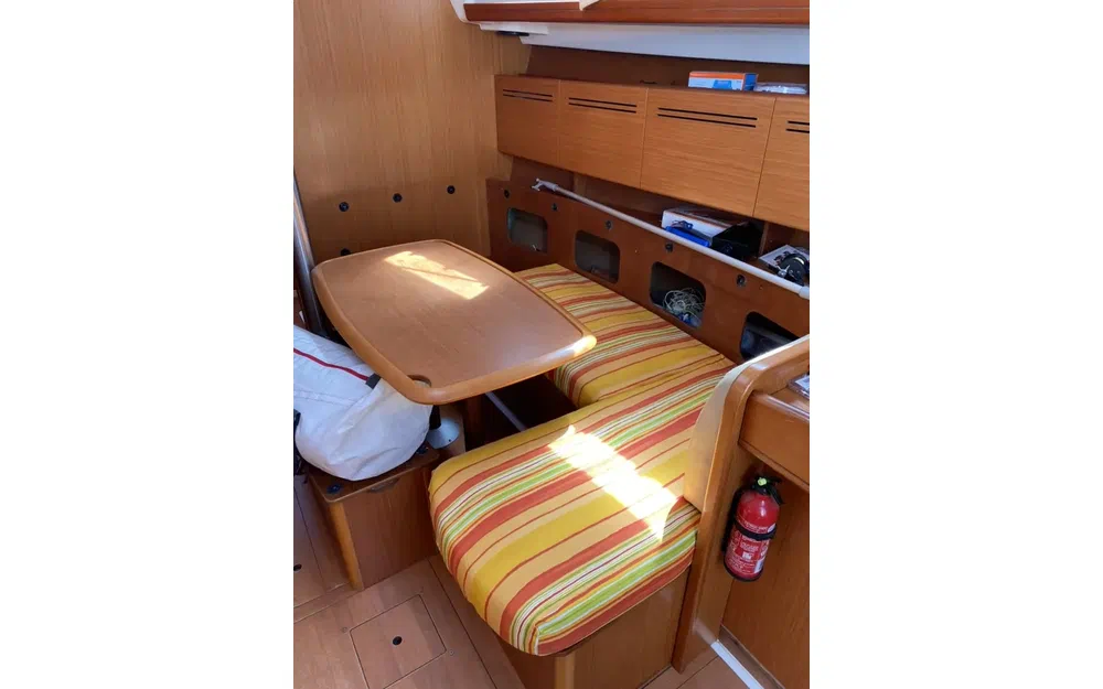 slider 20 Beneteau Cyclades 39.3