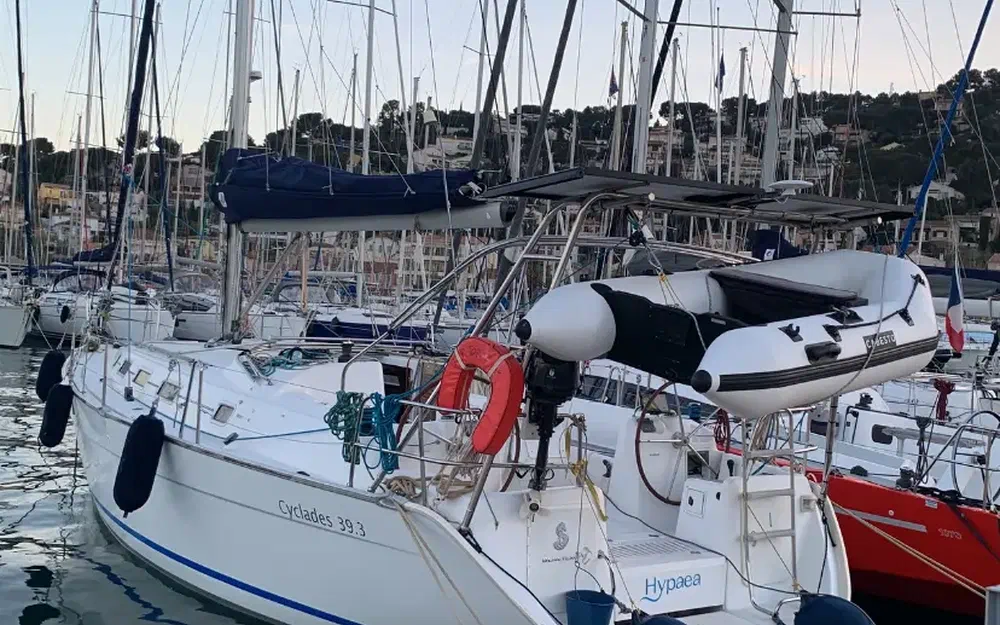 slider 3 Beneteau Cyclades 39.3