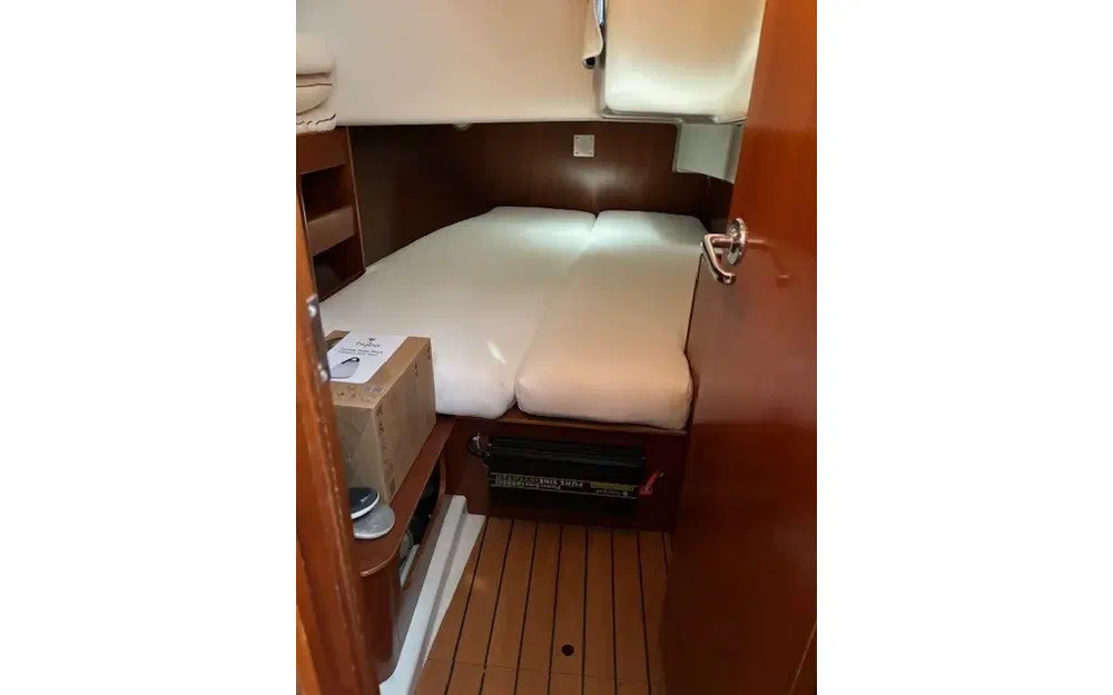 slider 34 Beneteau Oceanis 411