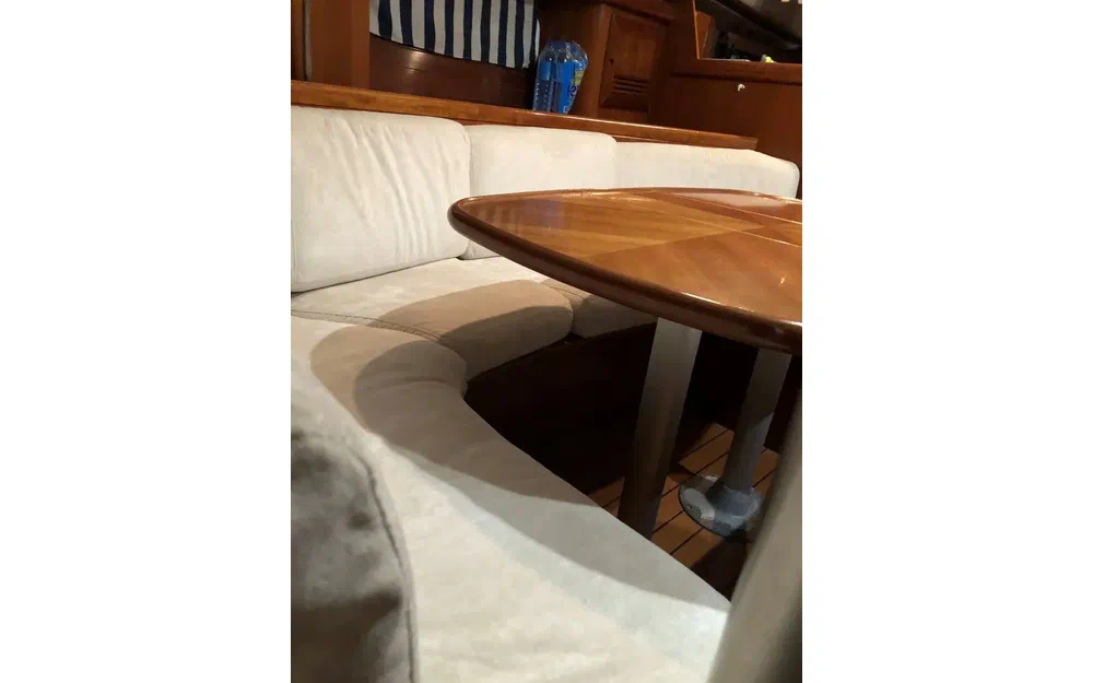 slider 35 Beneteau Oceanis 411