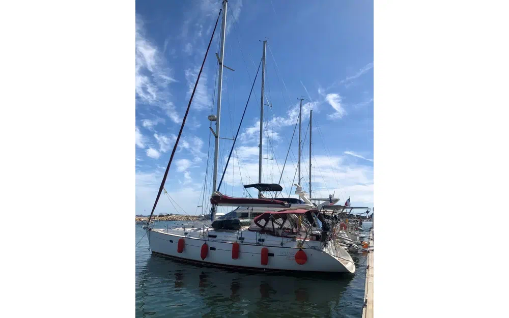 slider 3 Beneteau Oceanis 411