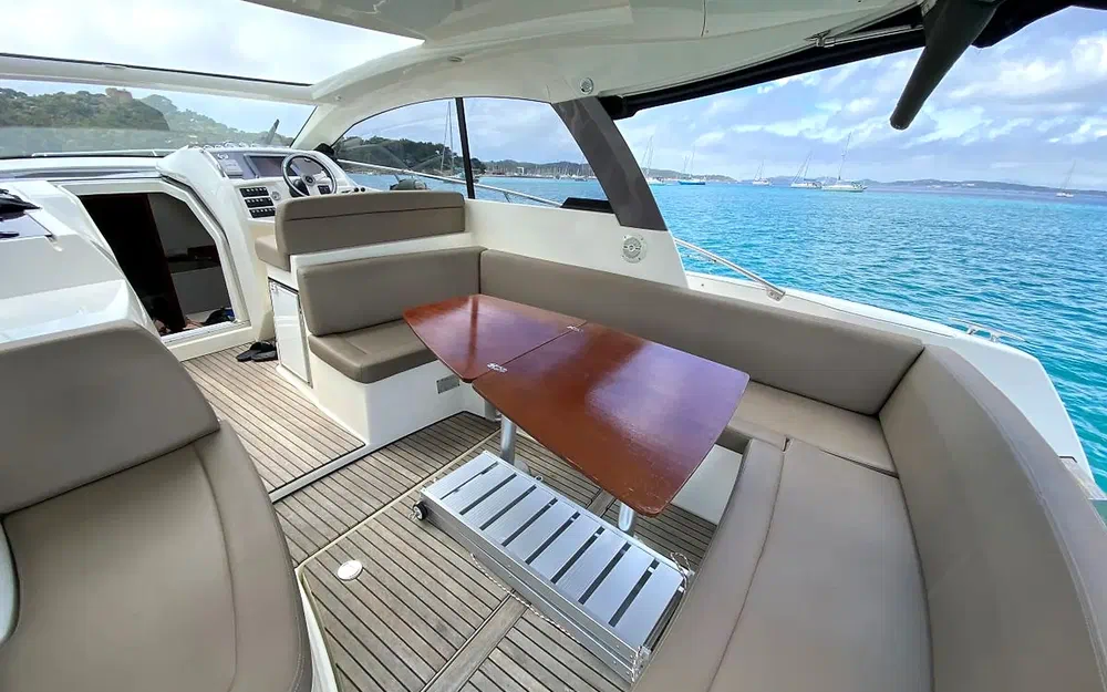 slider 12 Jeanneau Leader 10