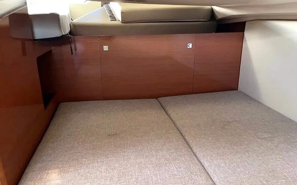 slider 24 Jeanneau Leader 10