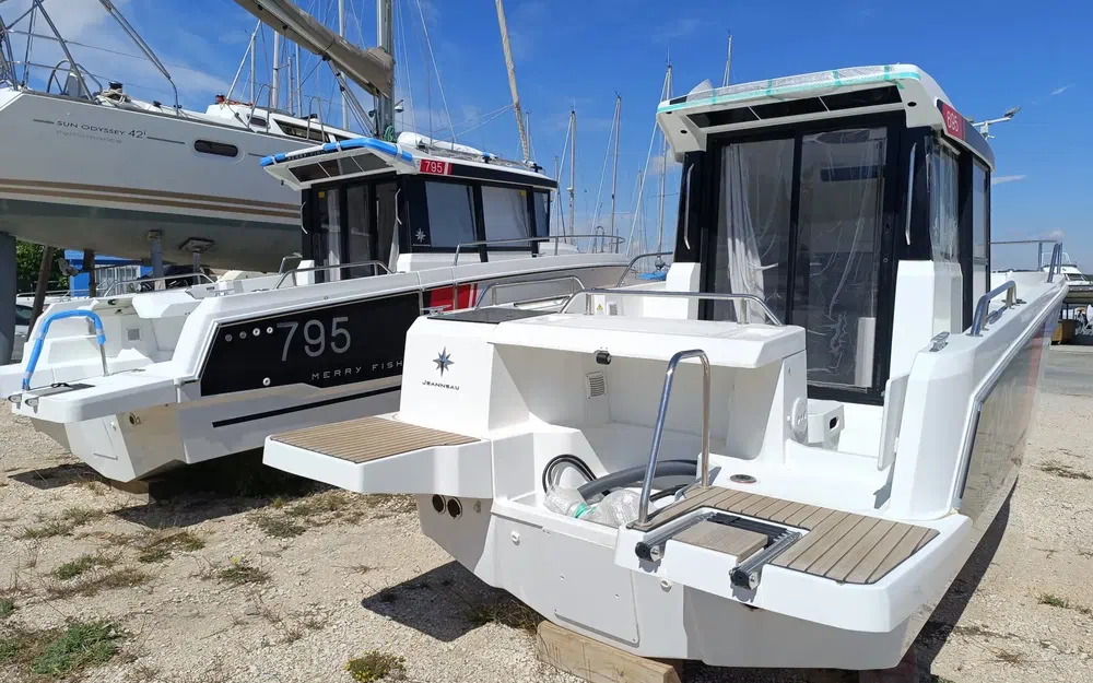 slider 1 Jeanneau Merry Fisher 695 Serie 2