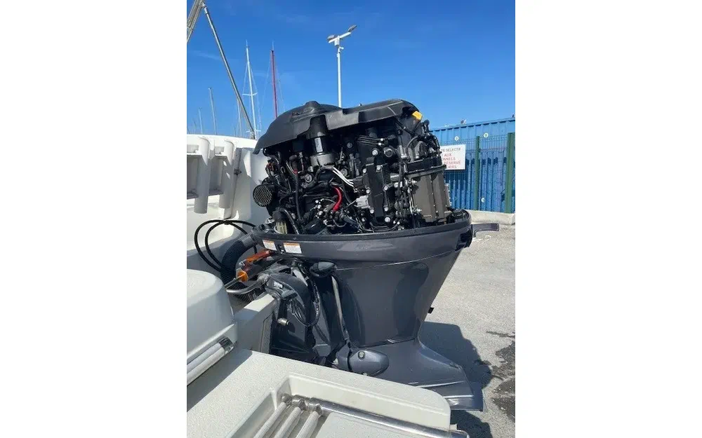 slider 9 Pacific Craft 545 Open