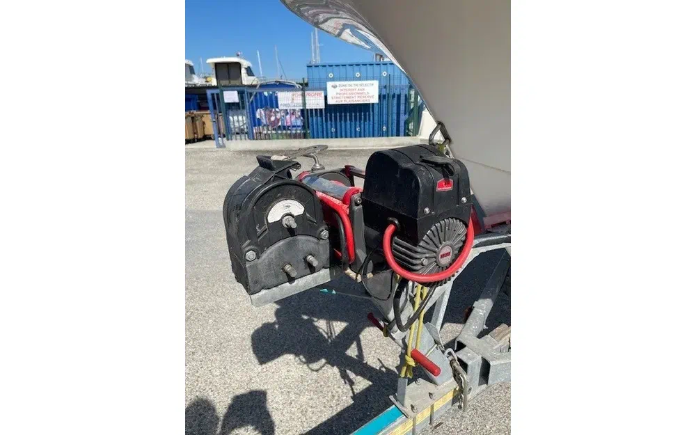 slider 8 Pacific Craft 545 Open