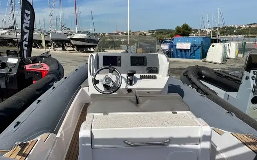 slider 12 Italboats STINGHER 30 GT