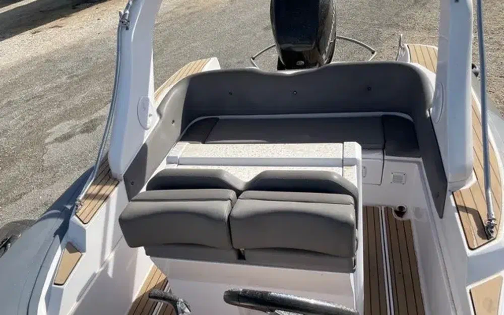 slider 15 Italboats STINGHER 30 GT