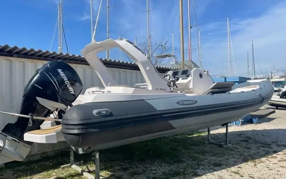 slider 1 Italboats STINGHER 30 GT