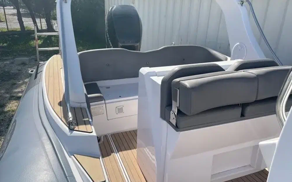 slider 23 Italboats STINGHER 30 GT