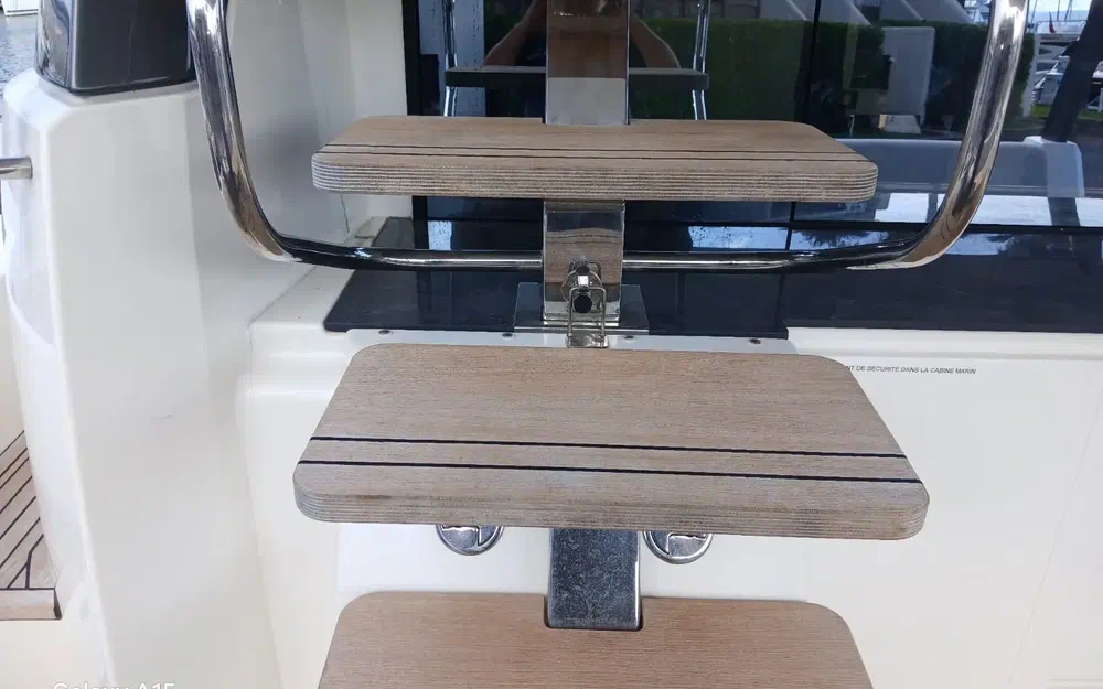 slider 15 Prestige Yachts PRESTIGE 630