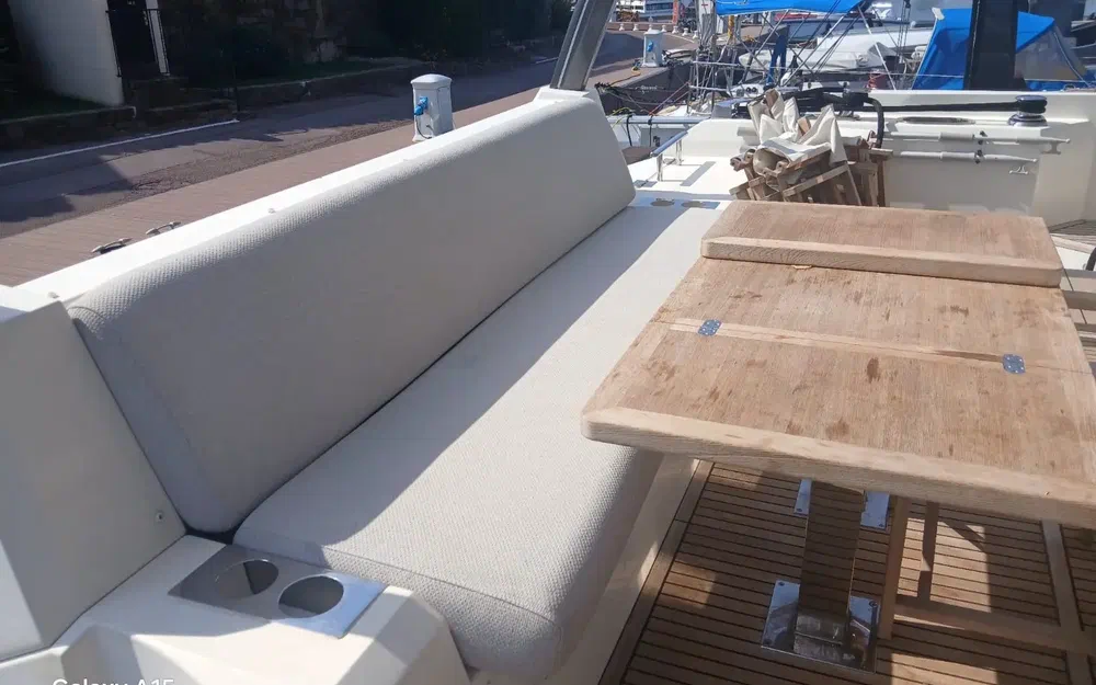 slider 18 Prestige Yachts PRESTIGE 630