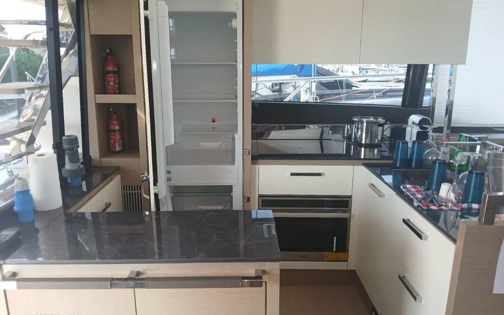 slider 36 Prestige Yachts PRESTIGE 630