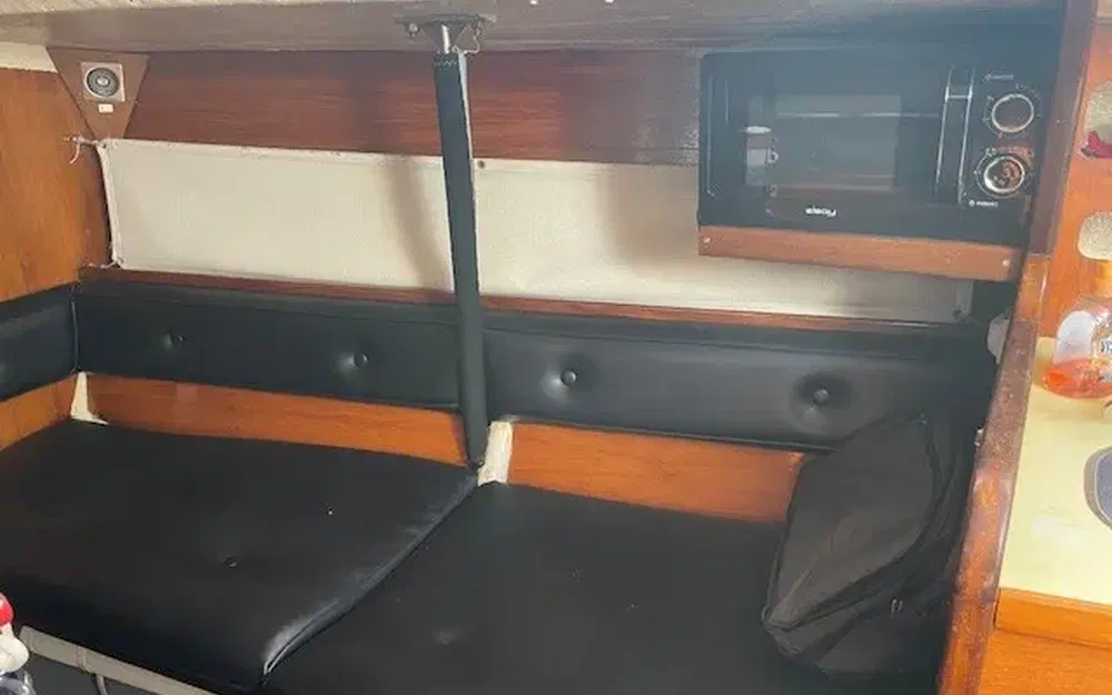 slider 24 Jeanneau Selection 37