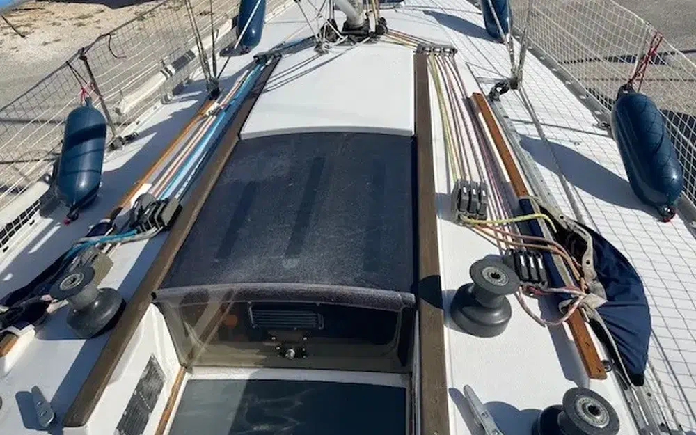 slider 2 Jeanneau Selection 37