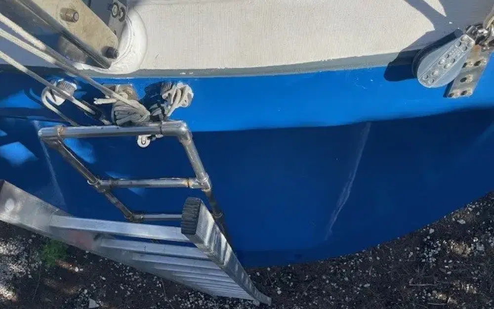 slider 33 Jeanneau Selection 37