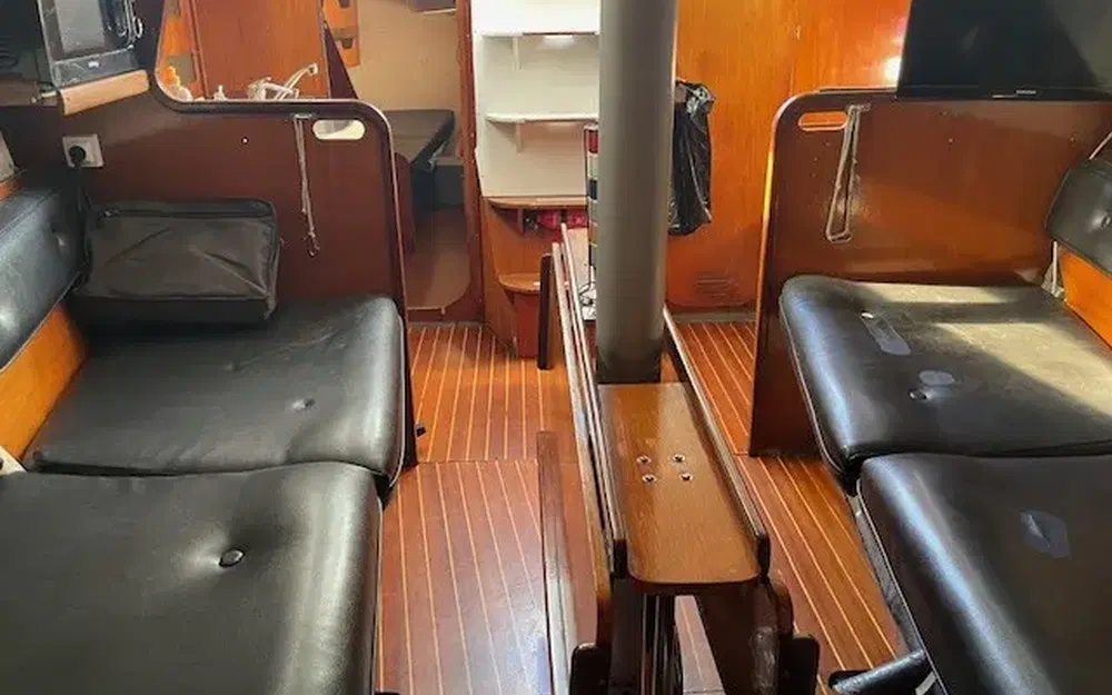 slider 37 Jeanneau Selection 37