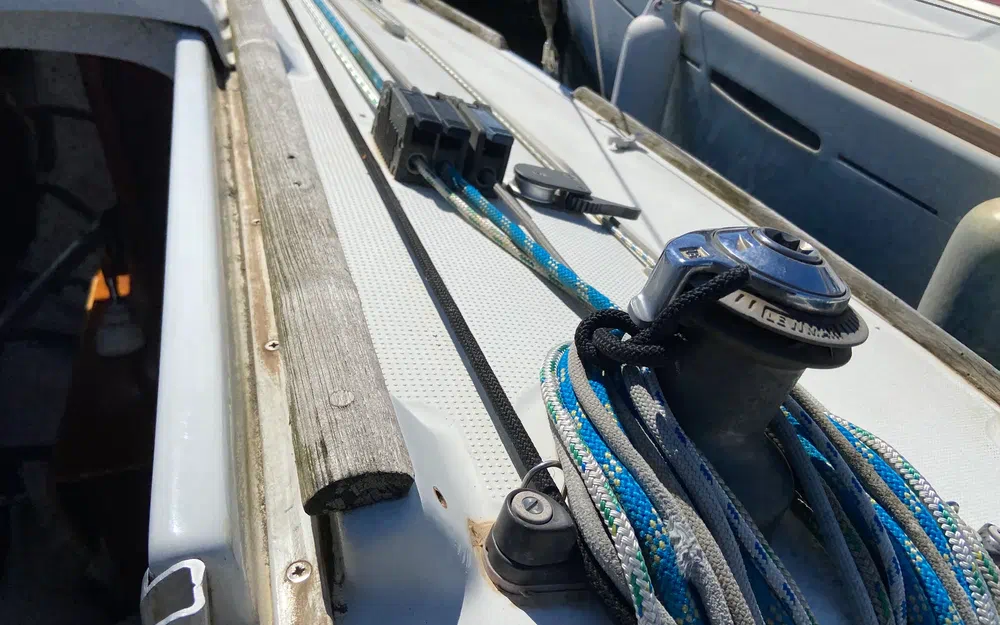 slider 9 Beneteau First 260 Spirit