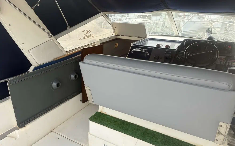 slider 12 Fairline Carrera 24