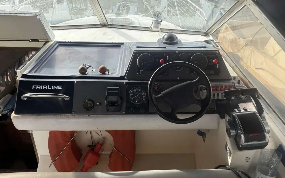 slider 18 Fairline Carrera 24