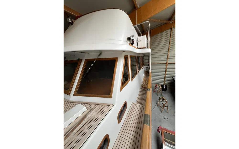 slider 1 Chung HWA Chung Hwa 42 Blue Ocean