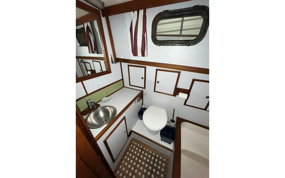 slider 9 Chung HWA Chung Hwa 42 Blue Ocean