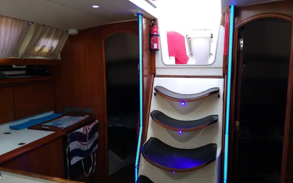 slider 8 Jeanneau Sun Odyssey 43