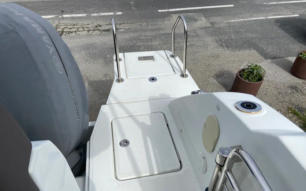 slider 19 Jeanneau Cap Camarat 10.5 CC