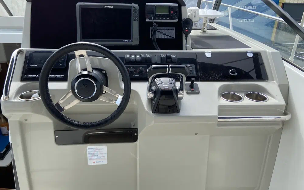 slider 2 Jeanneau Cap Camarat 10.5 CC