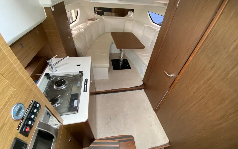 slider 7 Jeanneau Cap Camarat 10.5 WA