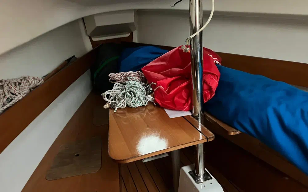 slider 12 Jeanneau Sun 2500