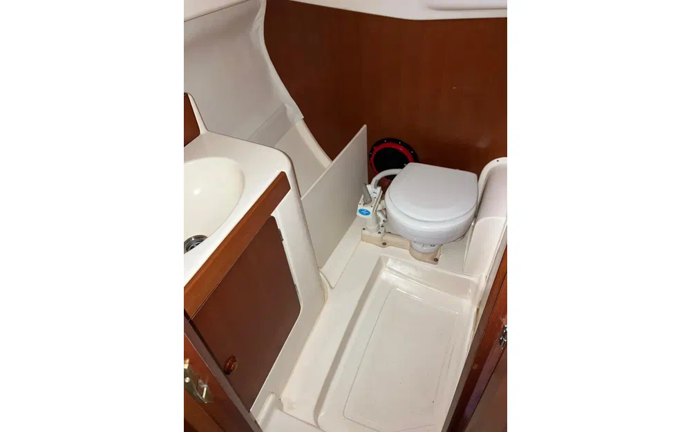 slider 8 Jeanneau Sun 2500