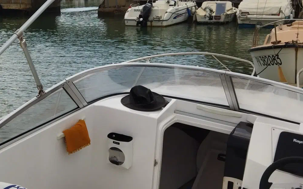 slider 3 Lema Koper 19