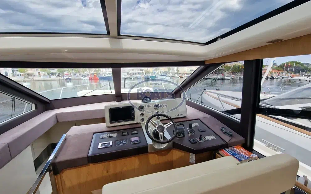 slider 1 Absolute 43 STY