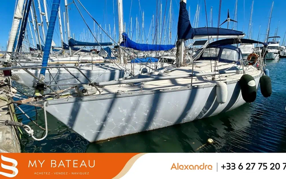 slider 0 Beneteau First 35