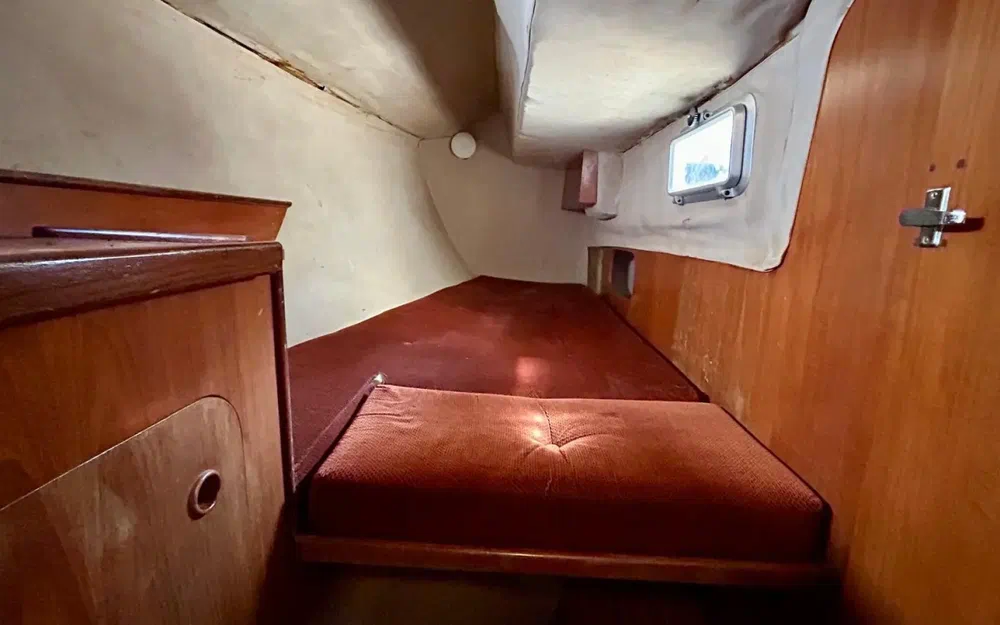 slider 11 Beneteau First 35